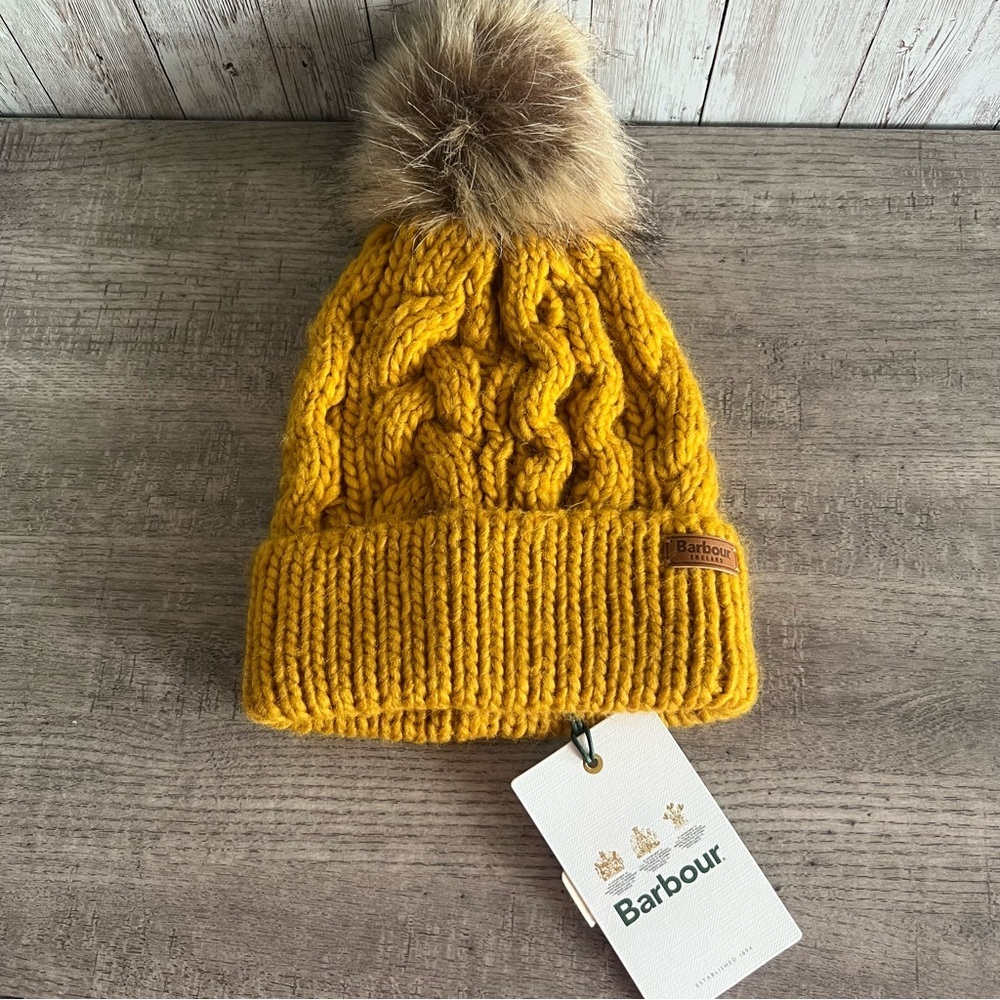 Barbour Womens Penshaw Yellow Cable Knit Pom-Pom Hat New